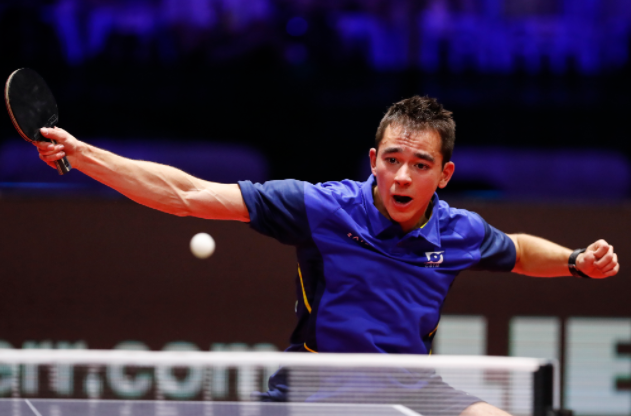 自己效力至 自己效力至