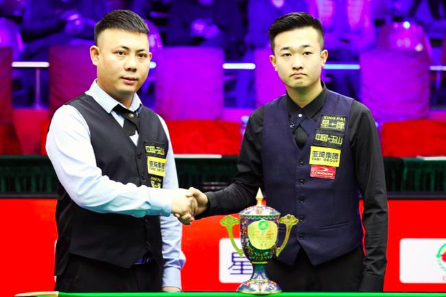 中展现了极 中展现了极